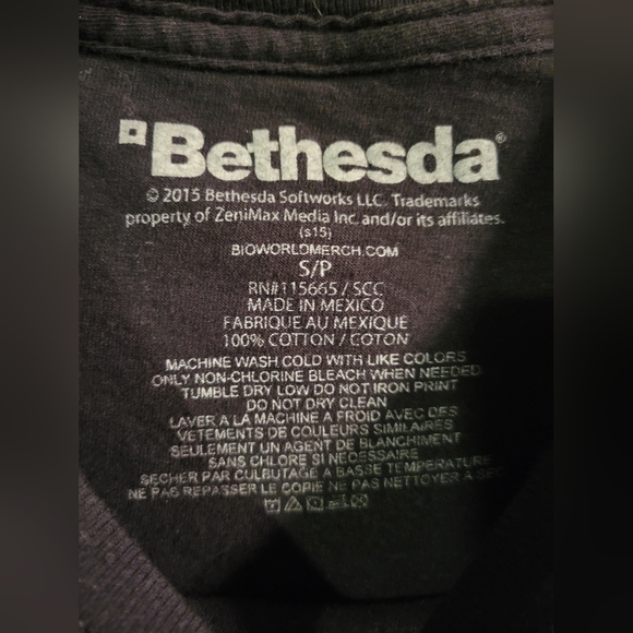 Bethesda Fallout Vault Boy Thumbs Up Black Gamer T-Shirt - Size Small - Picture 2 of 6